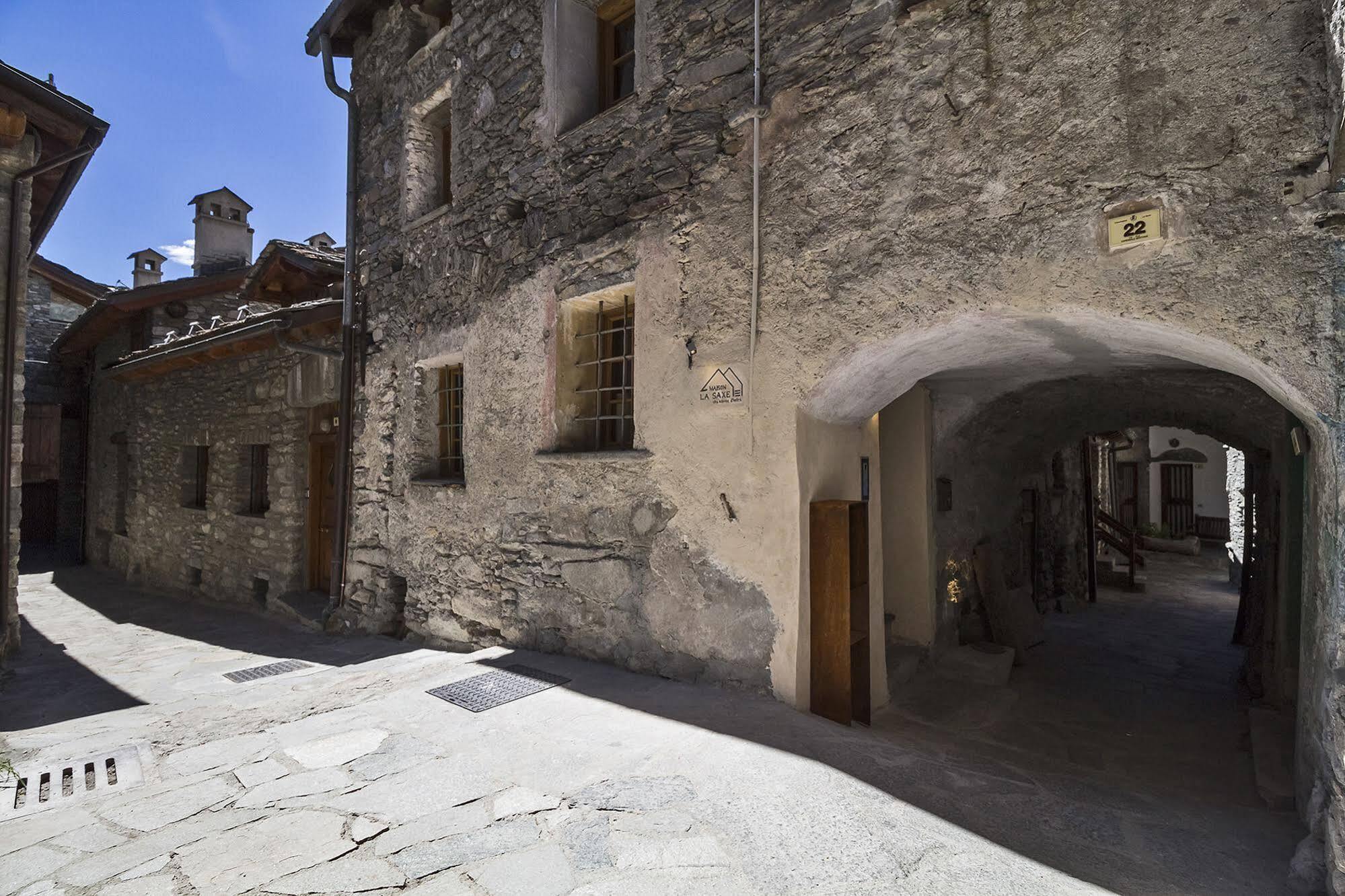 Maison La Saxe Courmayeur Buitenkant foto
