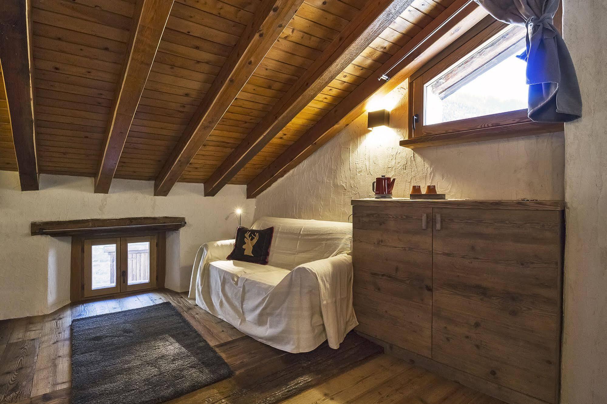 Maison La Saxe Courmayeur Buitenkant foto