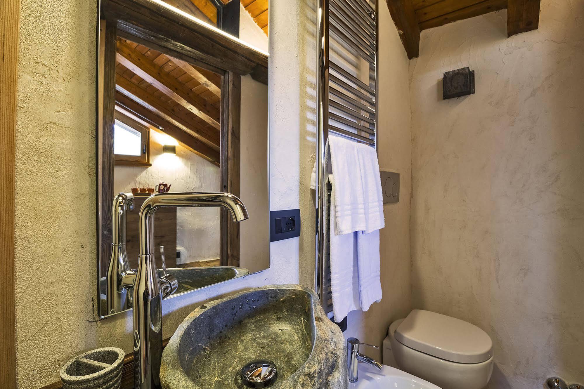 Maison La Saxe Courmayeur Buitenkant foto