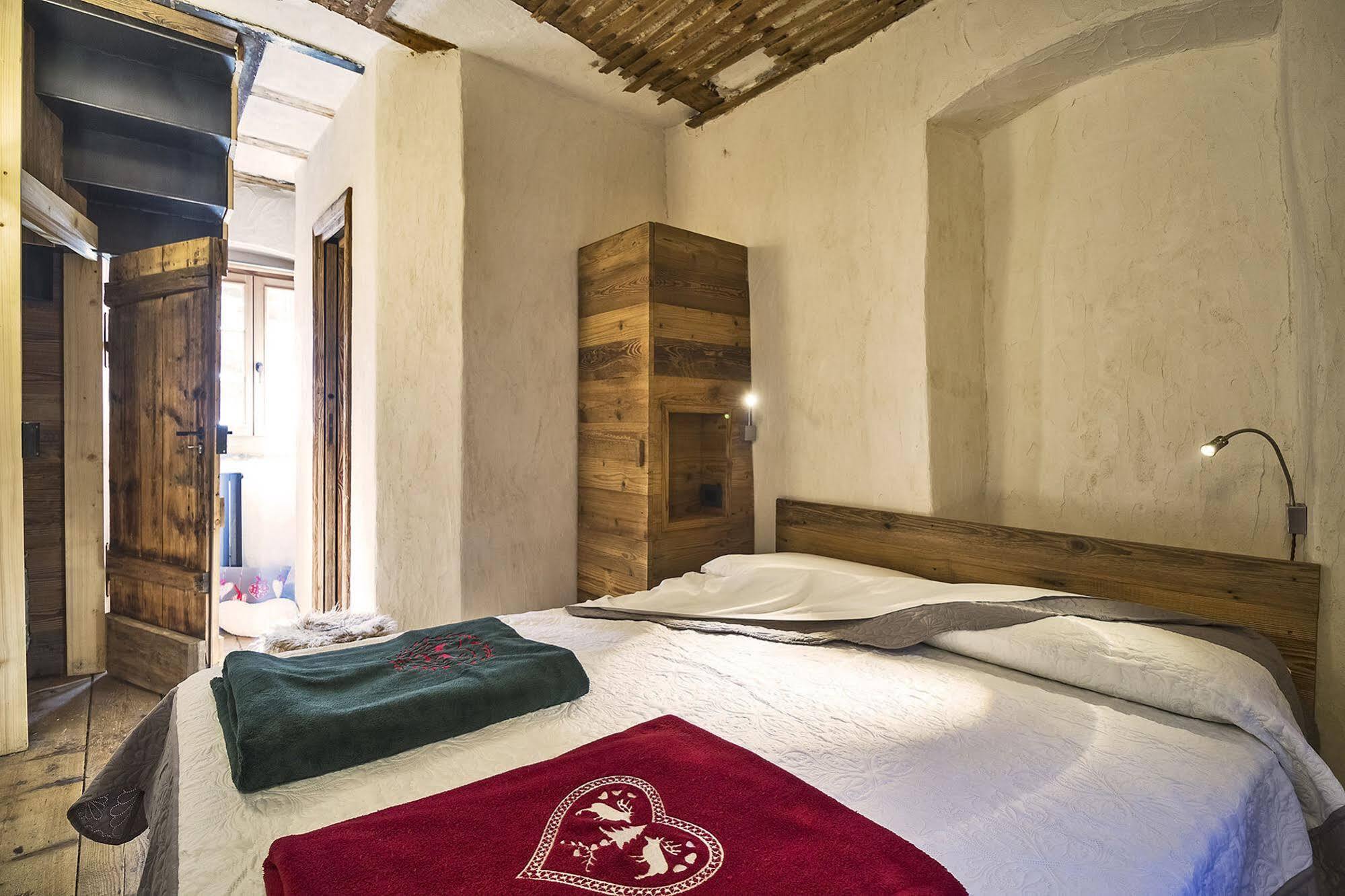 Maison La Saxe Courmayeur Buitenkant foto