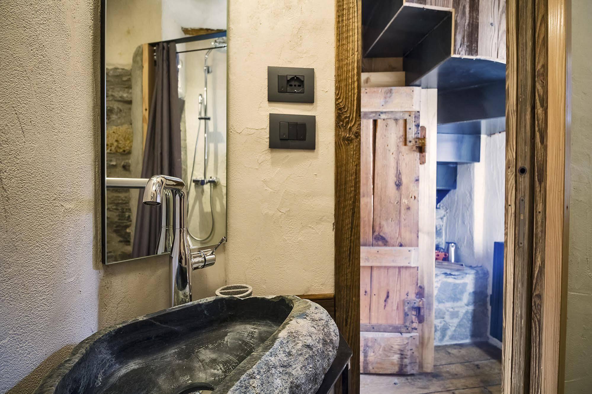 Maison La Saxe Courmayeur Buitenkant foto