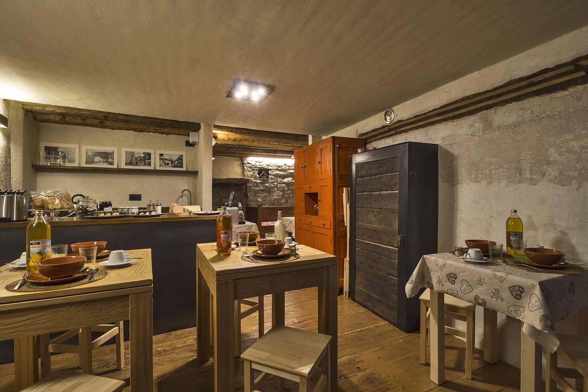Maison La Saxe Courmayeur Buitenkant foto